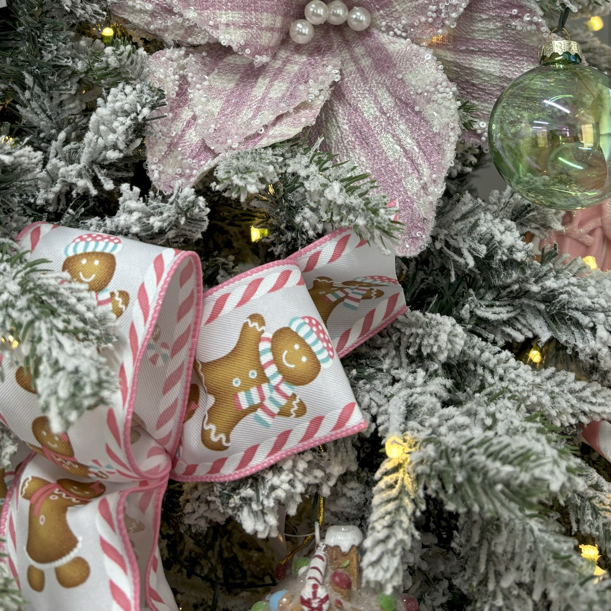 Girl and Boy Gingerbread Candy Ribbon - My Christmas