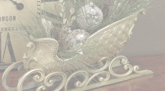 Christmas Sleighs as Table Pieces - My Christmas