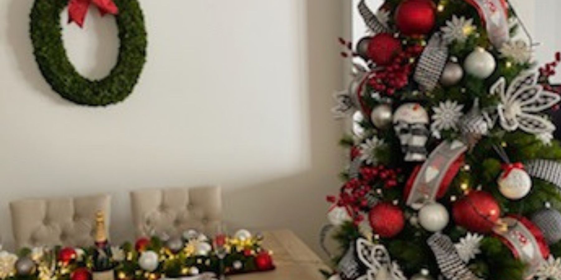 2020 Christmas Theme - Twist on Mistletoe Manor - My Christmas