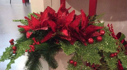 Decorating with Picks & Decomesh - My Christmas