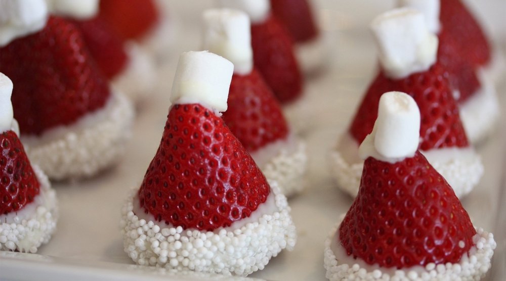 How to Make Strawberry Santa Hats - My Christmas