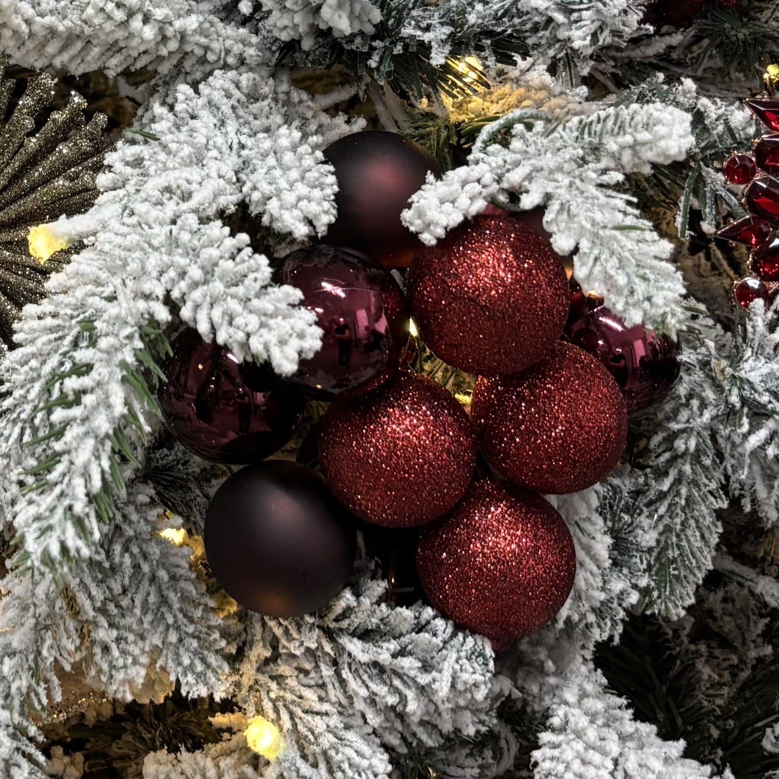 Burgundy Bauble Cluster Pick - Small