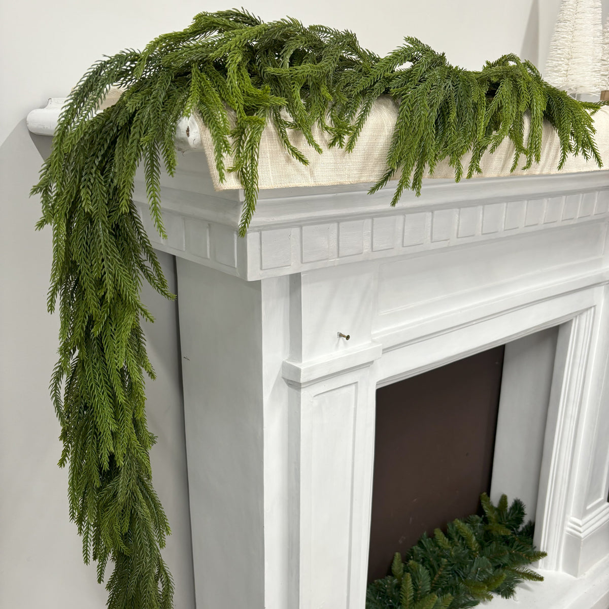 Green Norfolk Pine Garland - 160cm