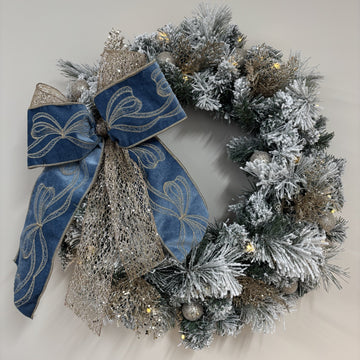 Bluebell Manor with Bow Wreath - 60cm - My Christmas