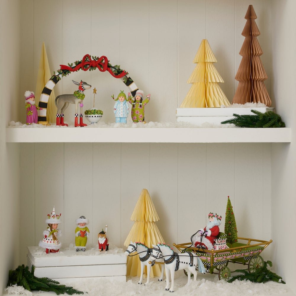 Carolers - 6 - Piece Introductory Set - My Christmas