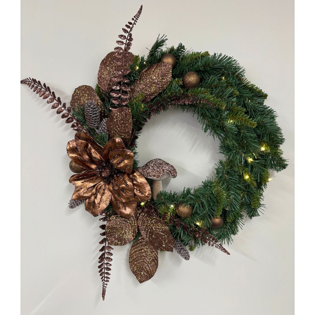Cinnamon Luxe on Green Wreath - My Christmas