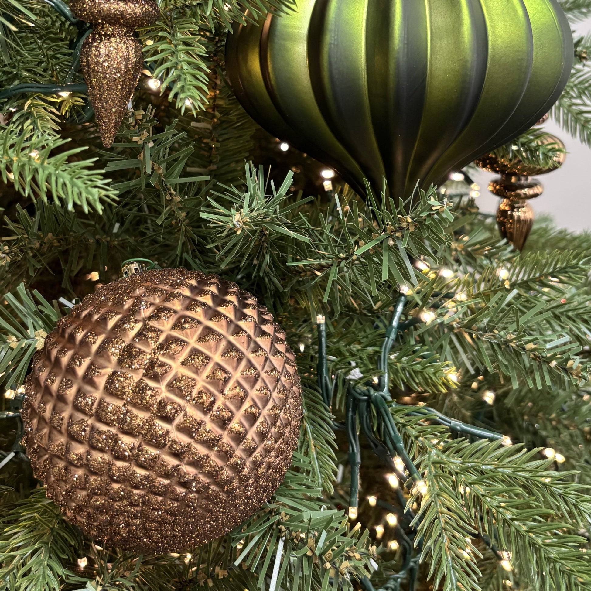 Mocha Durian Bauble - 10cm - My Christmas