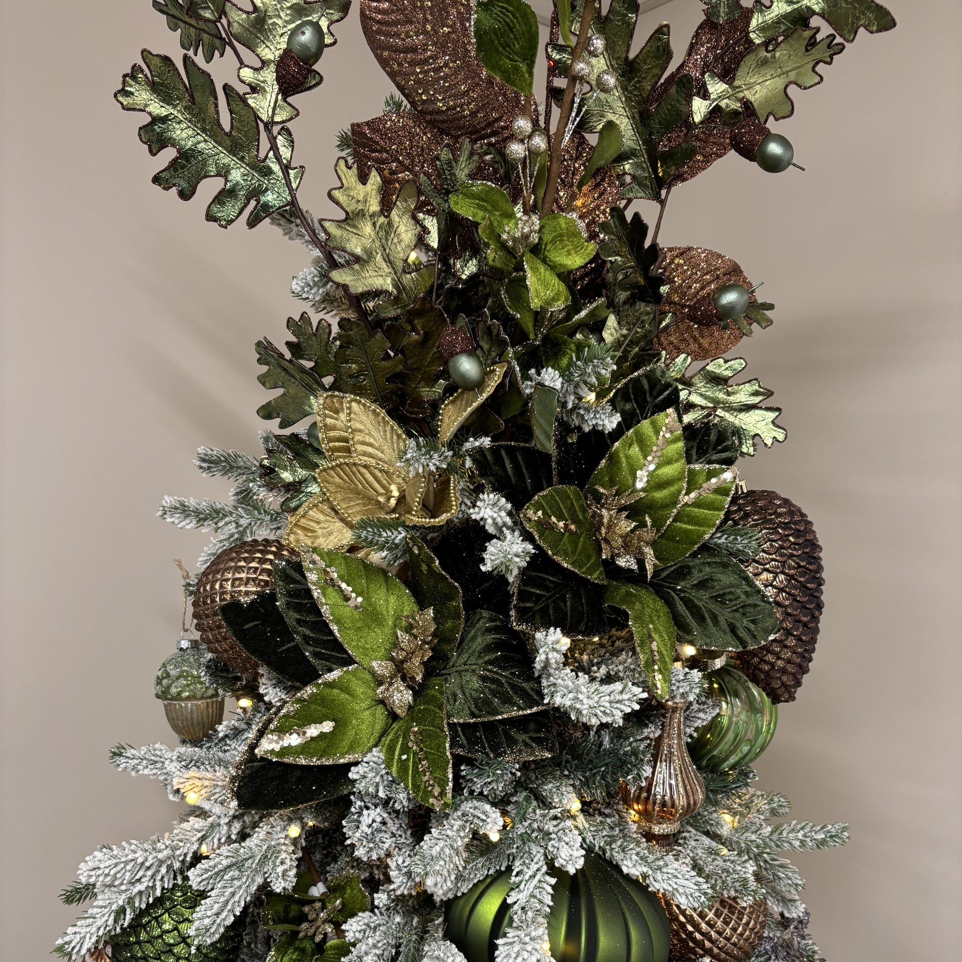 Mocha Glitter Leaf Spray - My Christmas