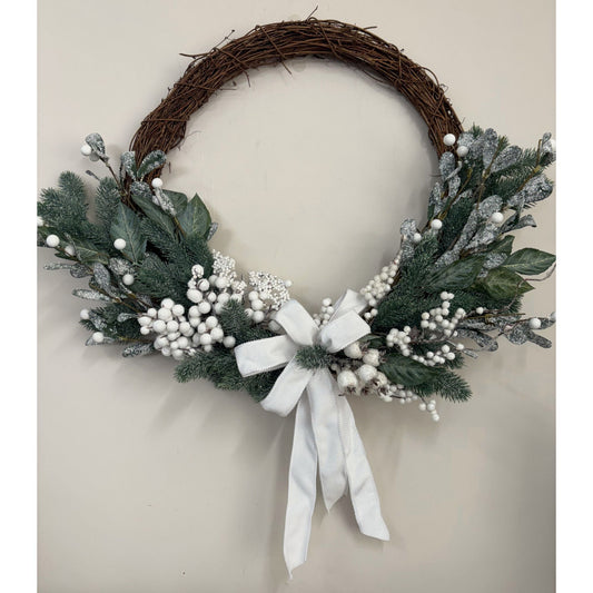 White Berry Vine Wreath - 50cm - My Christmas